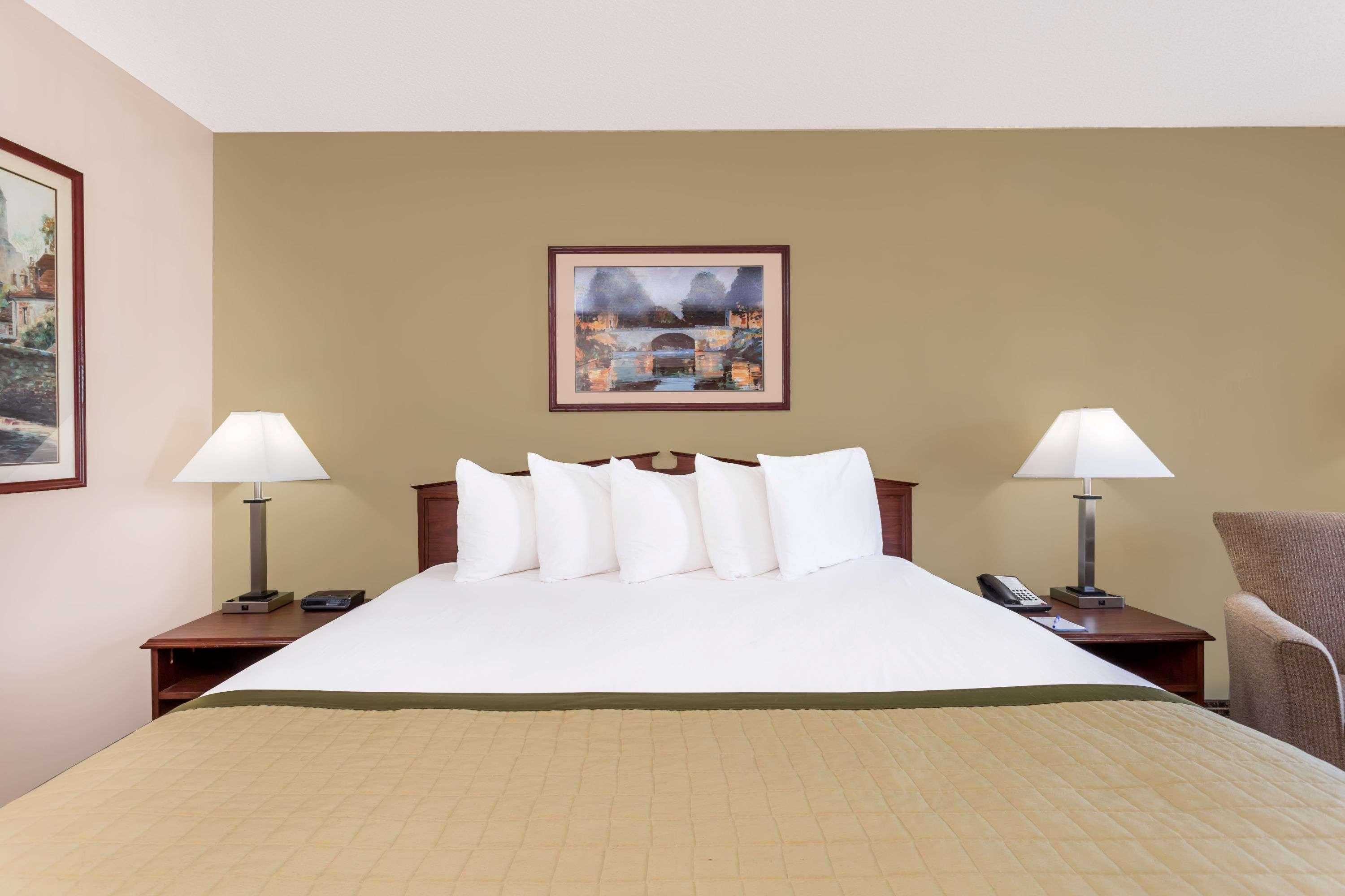 Baymont By Wyndham Albany At Albany Mall Buitenkant foto